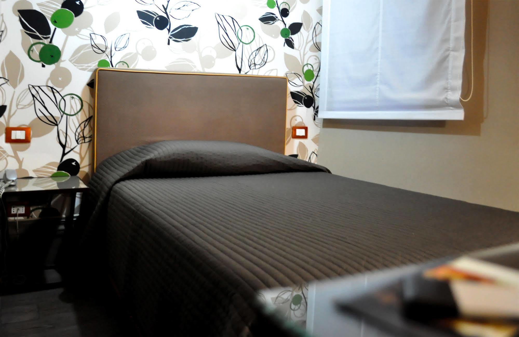 Relais Palazzo Taverna Casa de hóspedes 3*